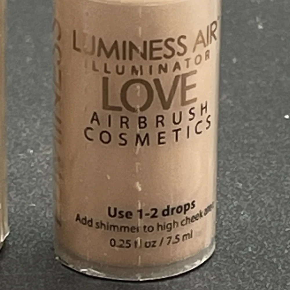 Luminess Air Blush Tulip Eraser Concealer Love Illuminator Lot of 3 1114‎